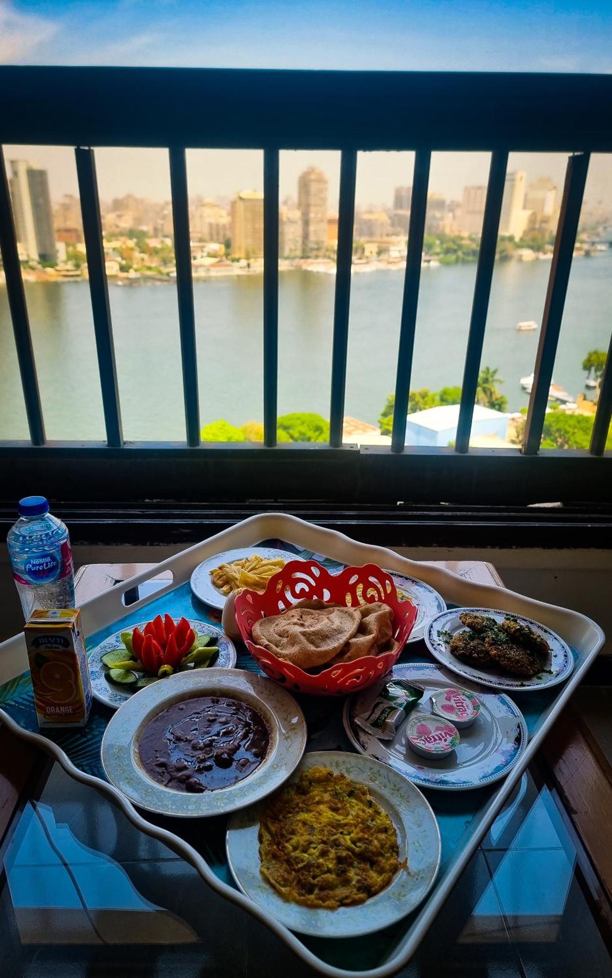 Jasmine Nile Sky Hotel Kairó Kültér fotó